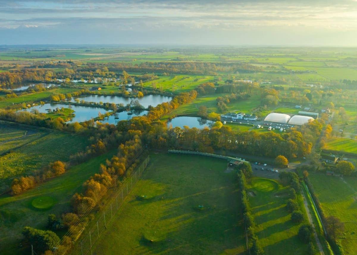 Messingham Lakes Hotell Eksteriør bilde